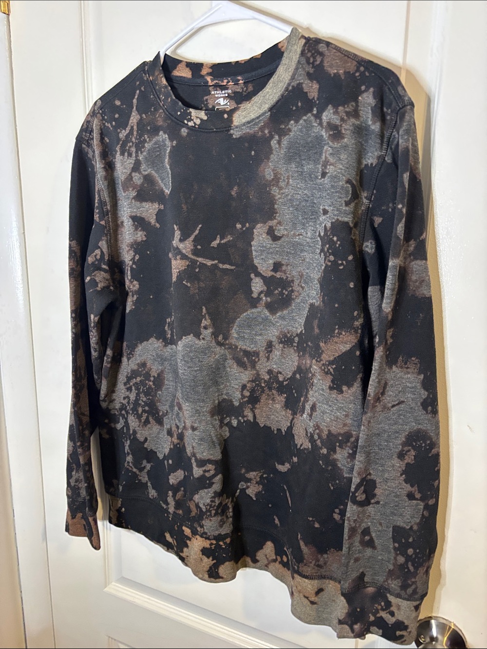 Athletic Works Black & Brown Tie-Dye Long Sleeve Crewneck